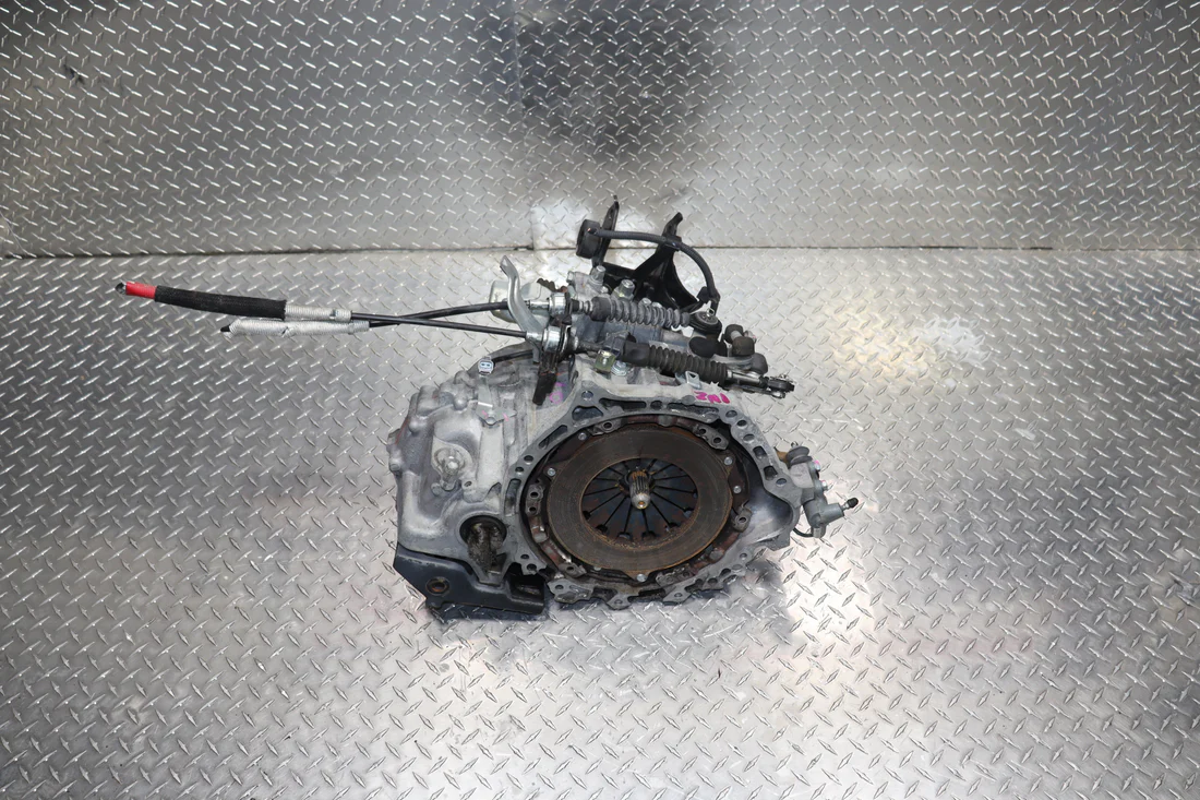 Toyota 1NZ-FE 5-Speed Manual Transmission – JDM 2005-2017 Toyota Yaris Gearbox Replacement | Engines for Sale USA - Image 4