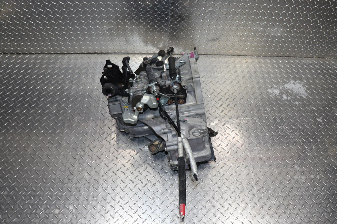 Toyota 1NZ-FE 5-Speed Manual Transmission – JDM 2005-2017 Toyota Yaris Gearbox Replacement | Engines for Sale USA - Image 6